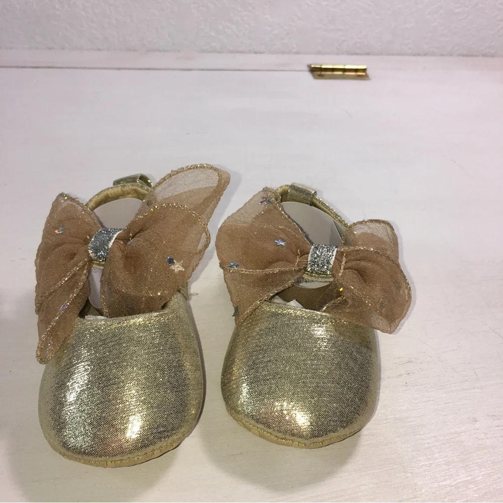 Pat Pat Baby Shoes Gold New with Tags Size 3.5 NWT